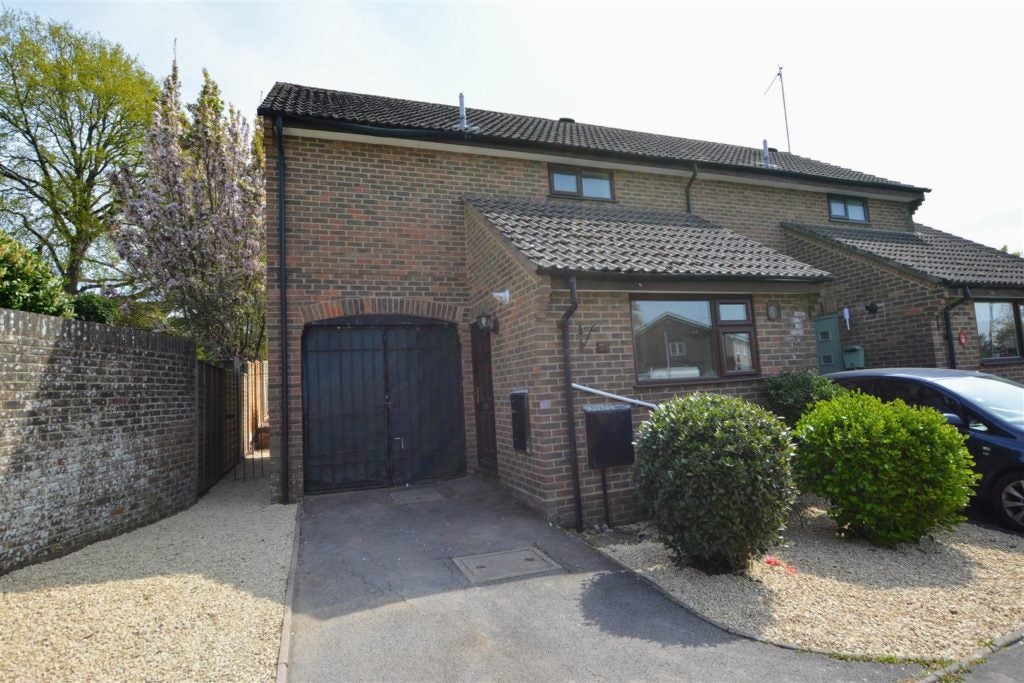 House Bridle Way in Colehill