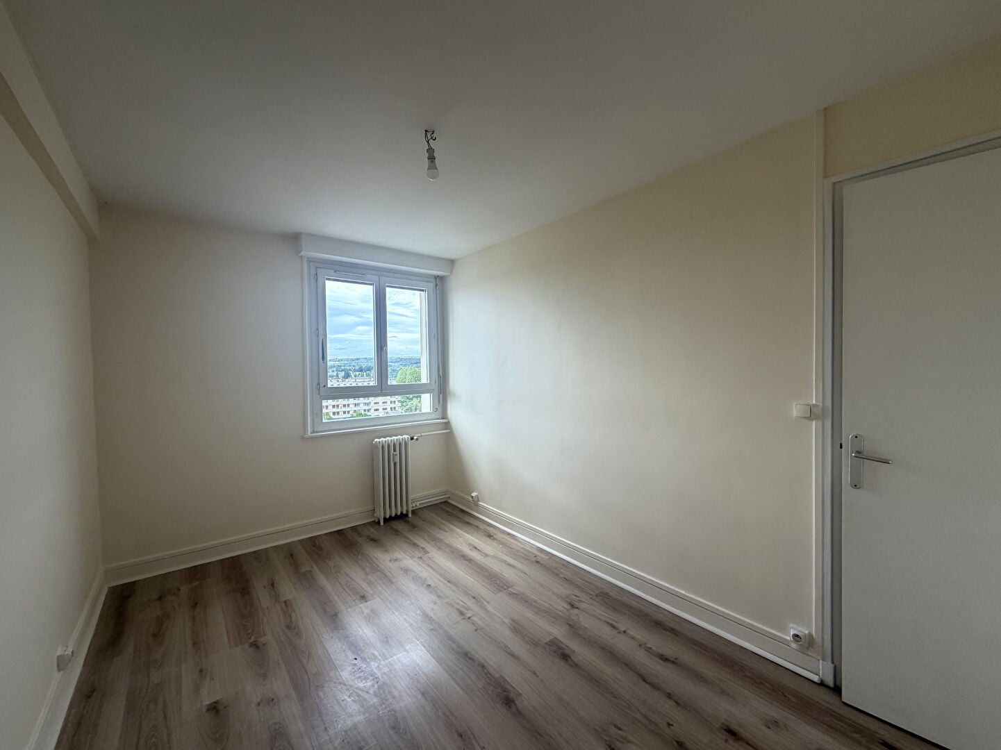 Appartement Rue Henri Renaudin à Charleville-Mézières