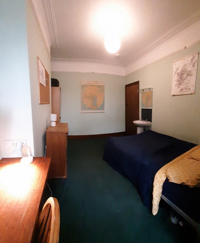 Room Acomb Street in Manchester