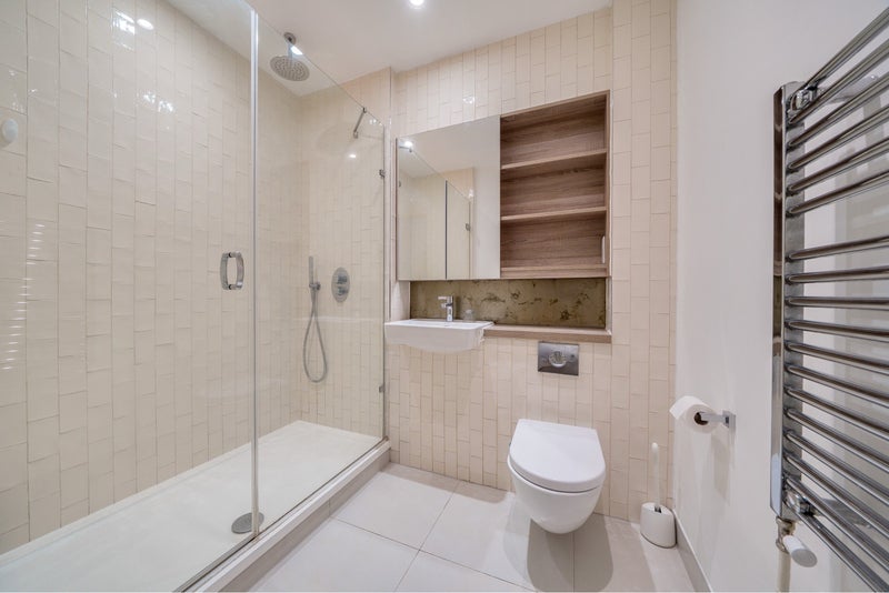 Flat Astell Road in Greater London