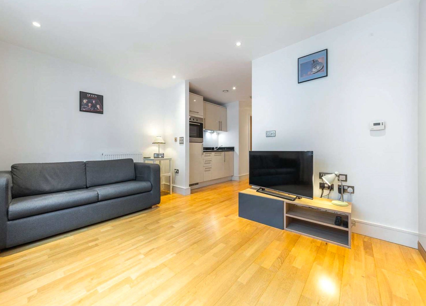 Flat Cassilis Road in Greater London