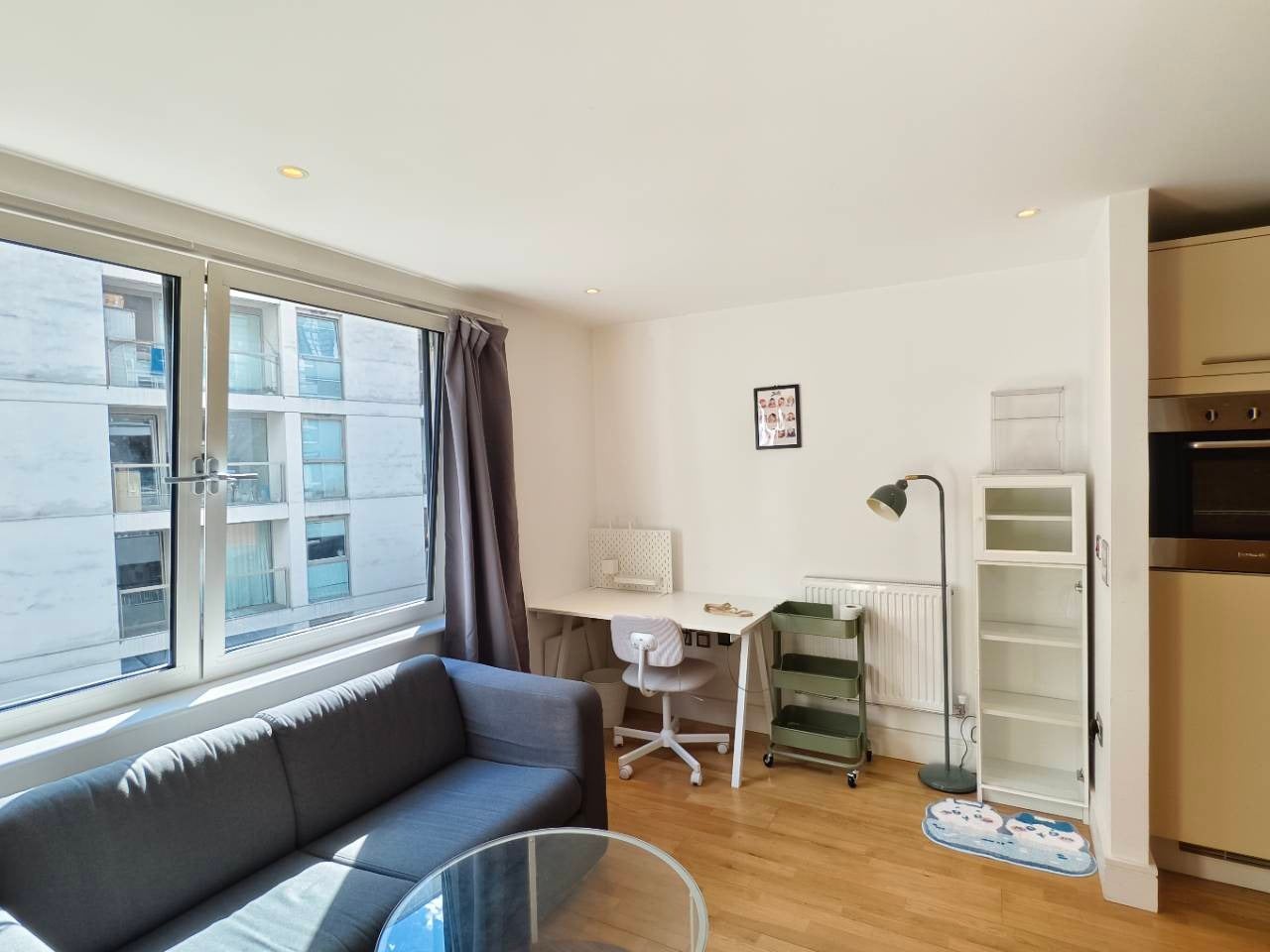 Flat Cassilis Road in Greater London