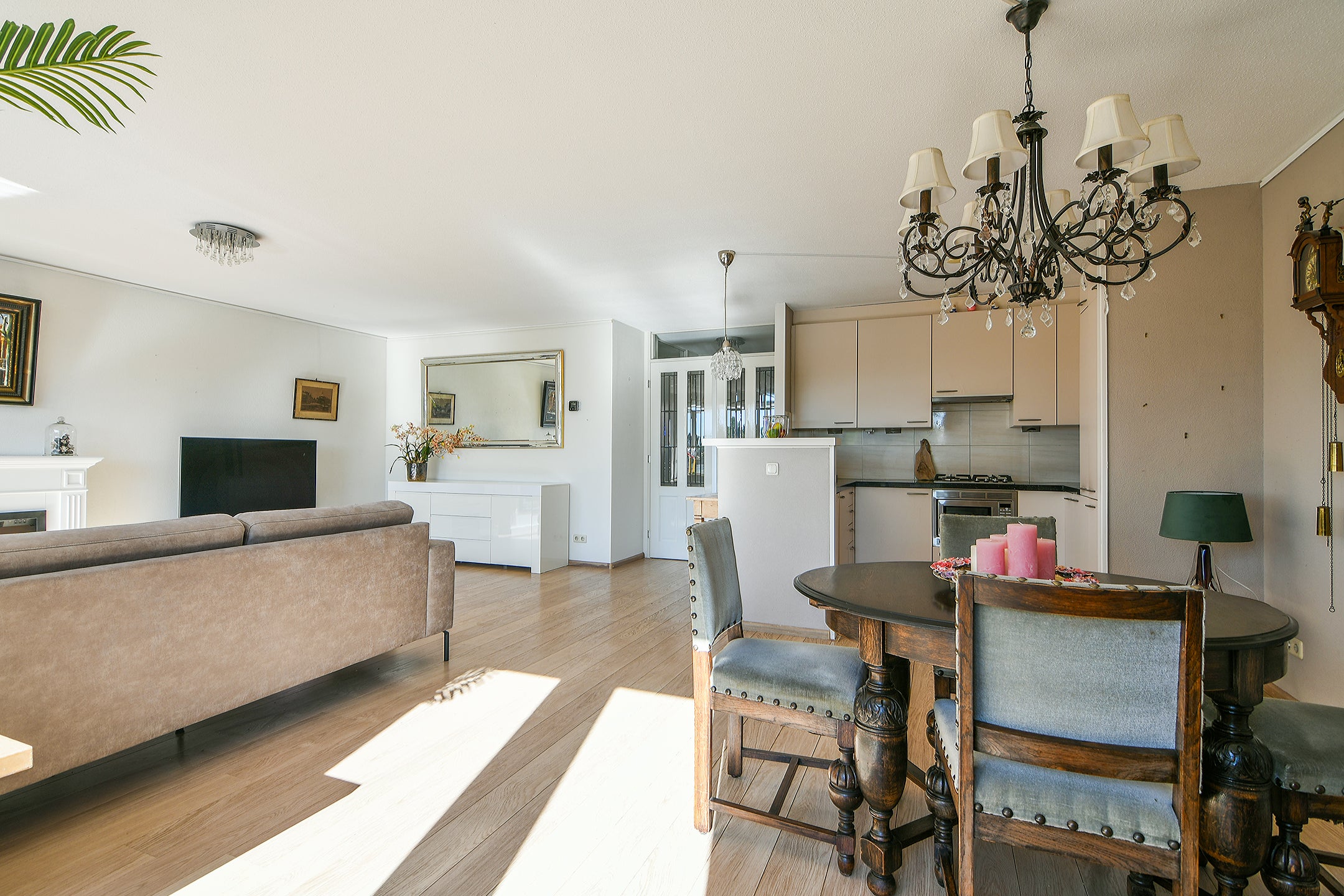 Appartement te koop: Venneperhof 84, Nieuw-Vennep