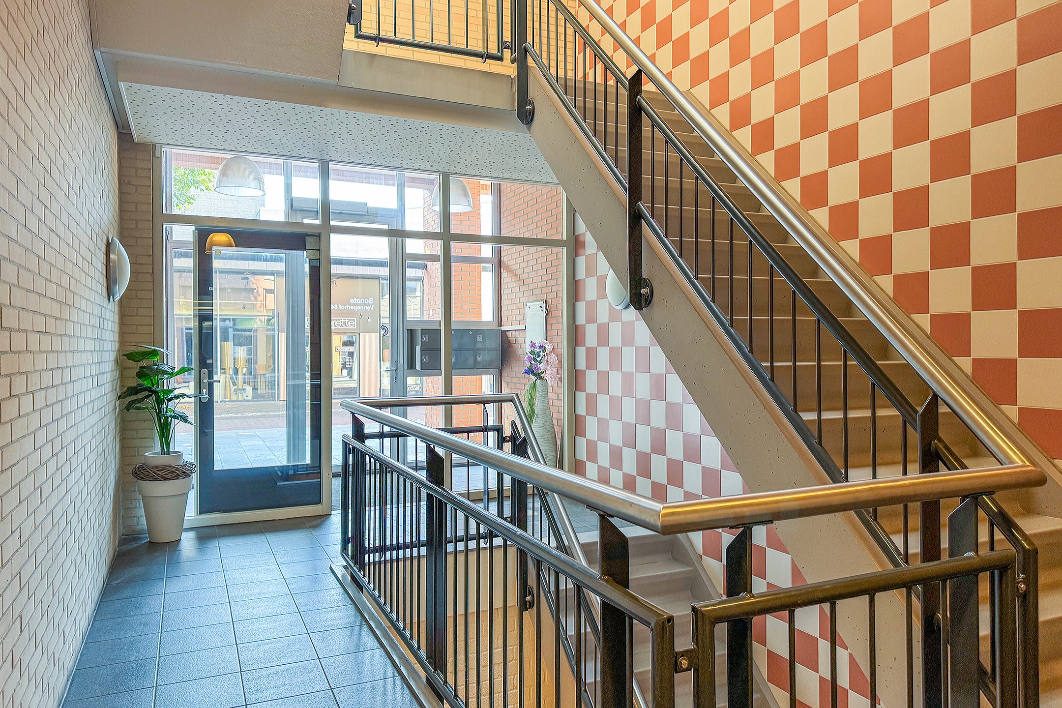 Appartement te koop: Venneperhof 84, Nieuw-Vennep