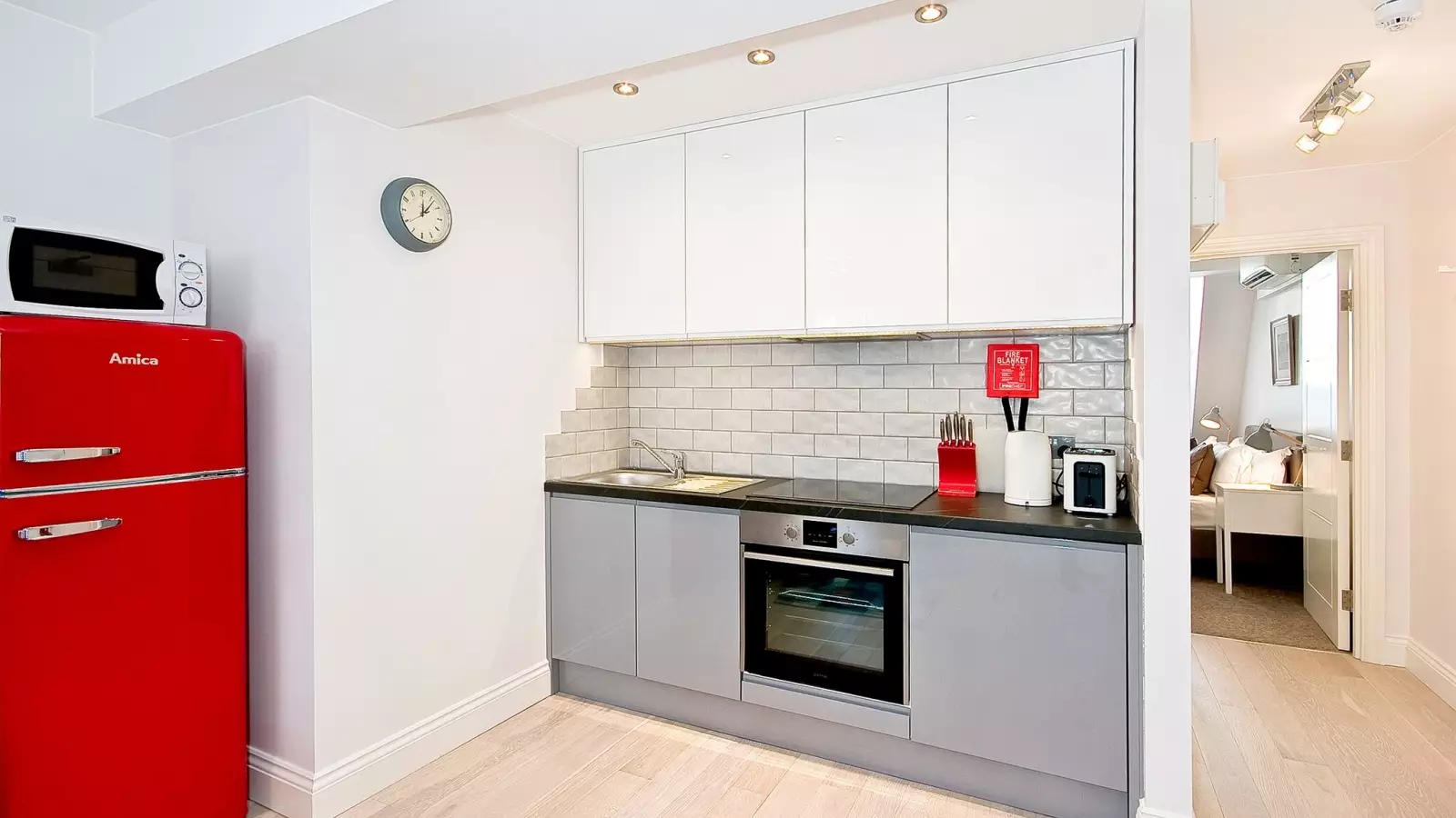 Flat Strand in City of Westminster