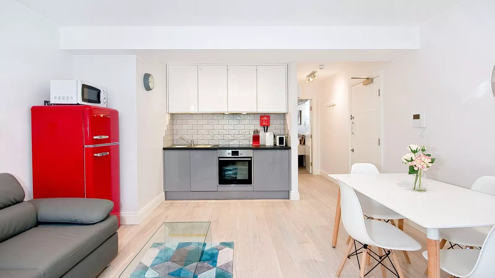 Flat Strand in City of Westminster