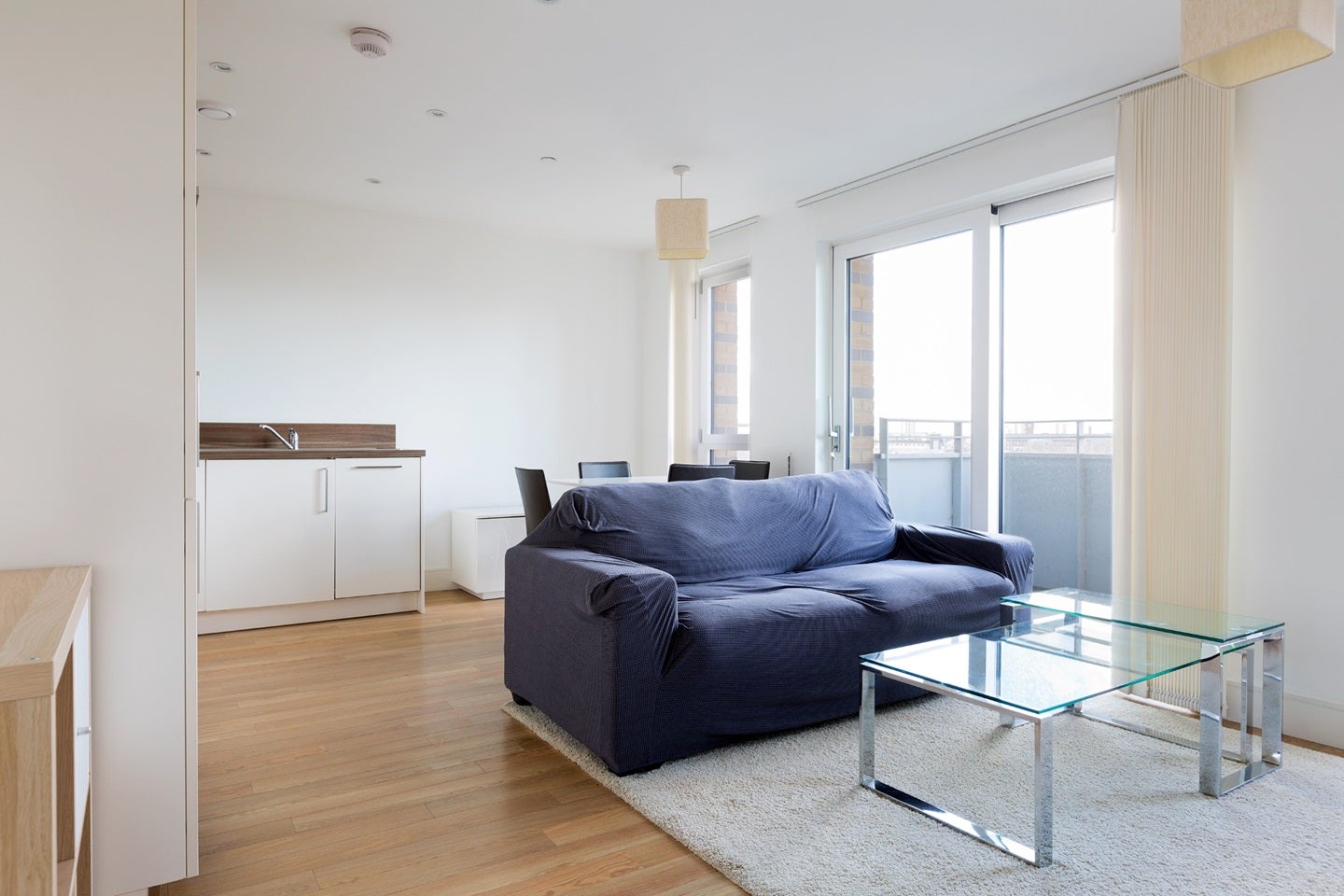 Flat Hannaford Walk in Greater London