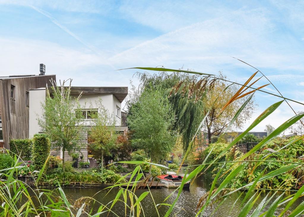 Huis Kortrijk 8 in Amsterdam
