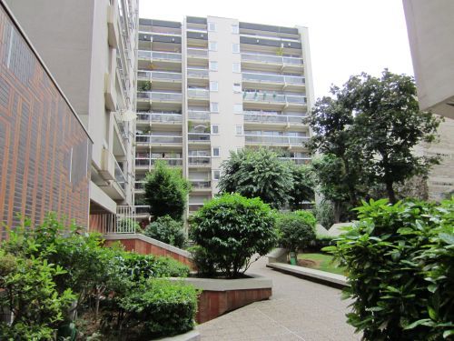 Flat Rue Championnet in Paris