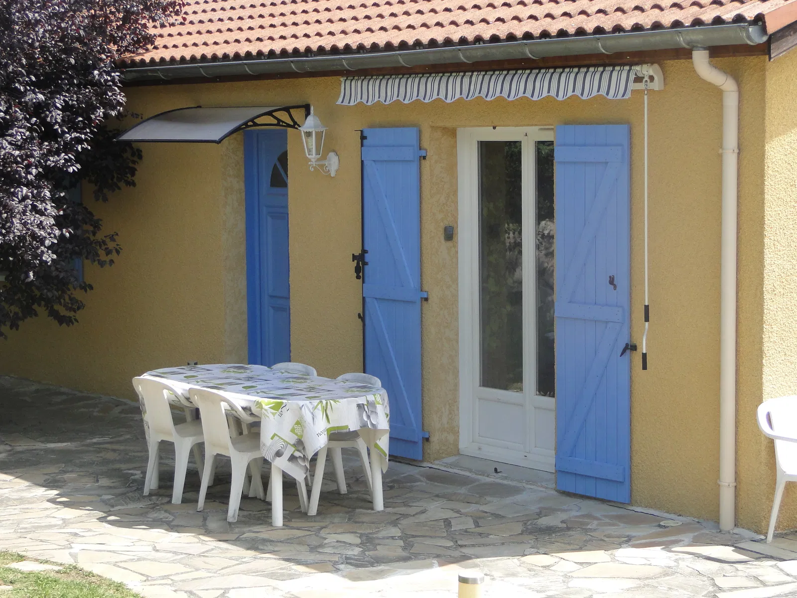 Chambre Rue de la Romagnon à Unieux