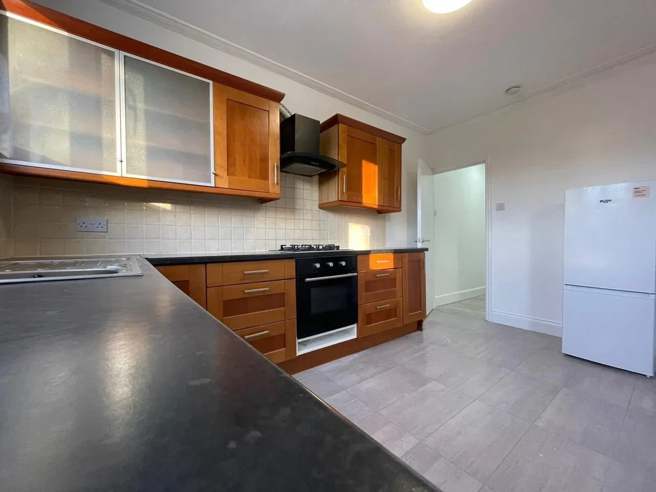 Flat Radley Road in Greater London