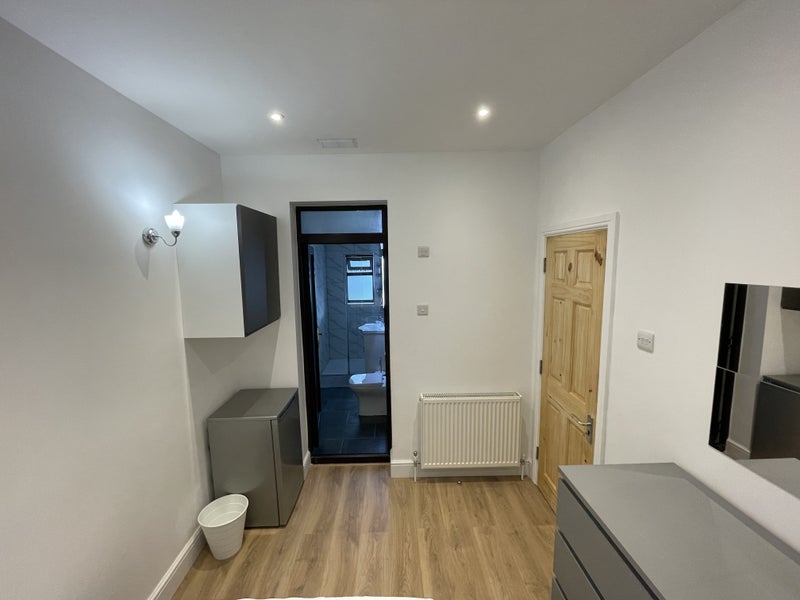 Room Chester Road in Greater London