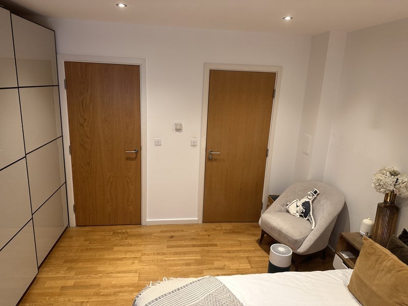 Room Coldharbour Lane in Greater London