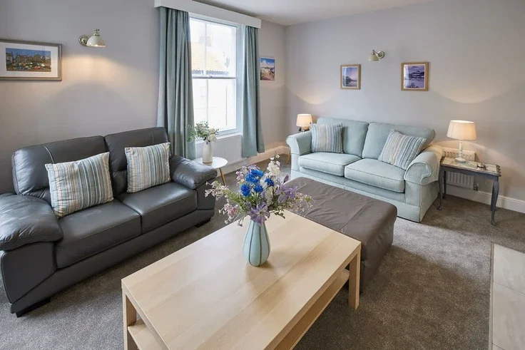 Flat Brunswick Street in Whitby