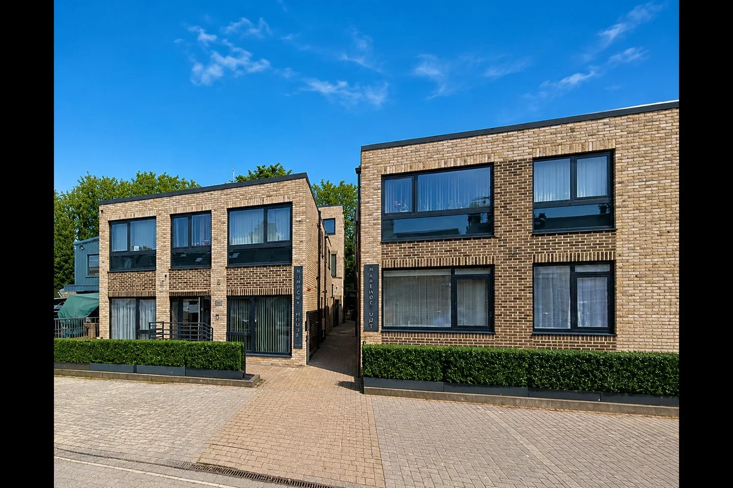 Flat Lancaster Road in Greater London