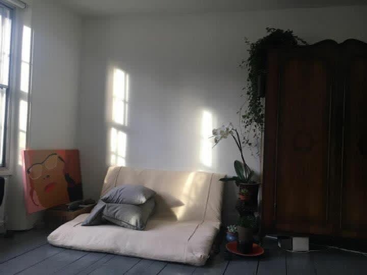Room St. Paul's Road in Greater London