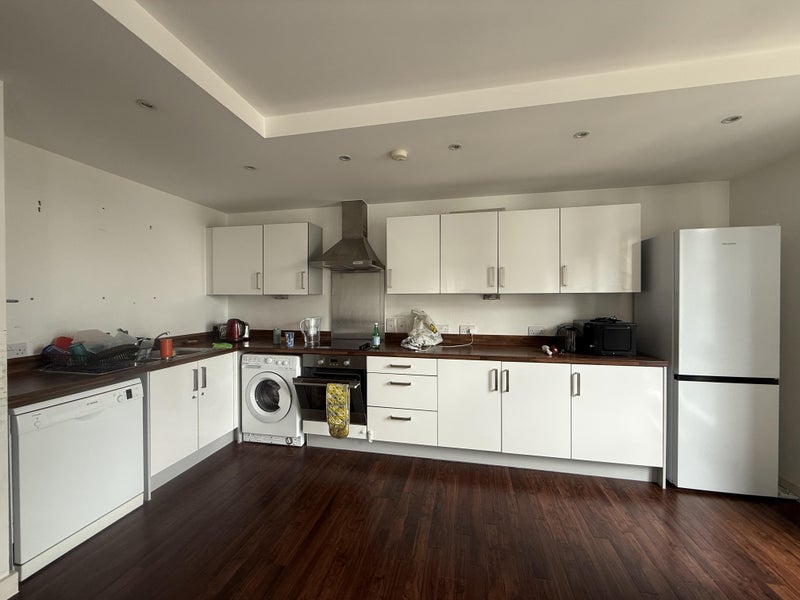 Room Palmers Road in Greater London