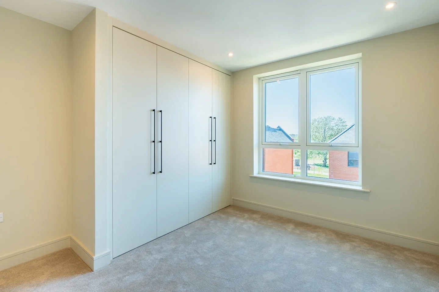 Flat Lapidge Drive in Greater London