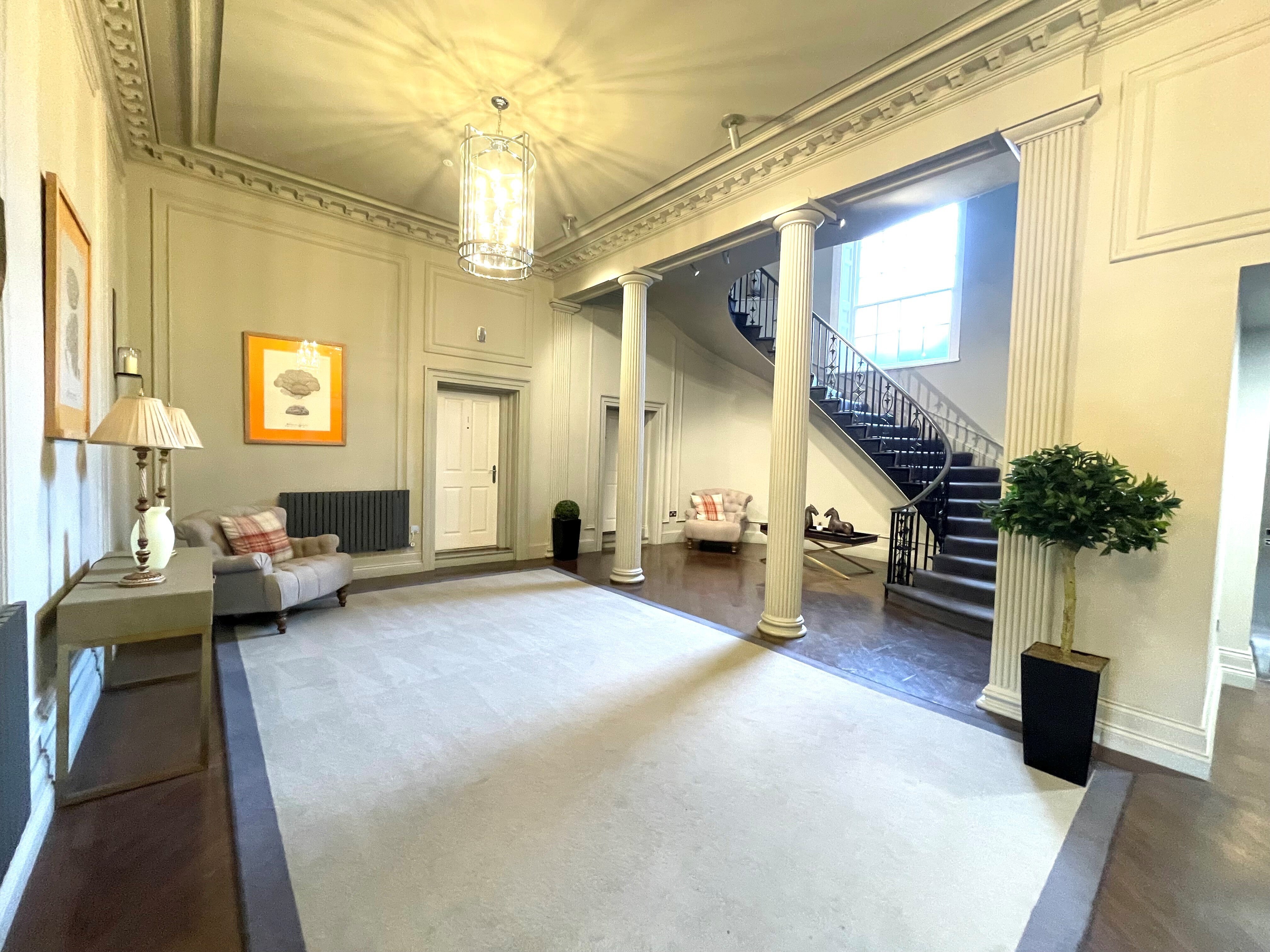 Flat Bloomesbury Avenue in Manchester