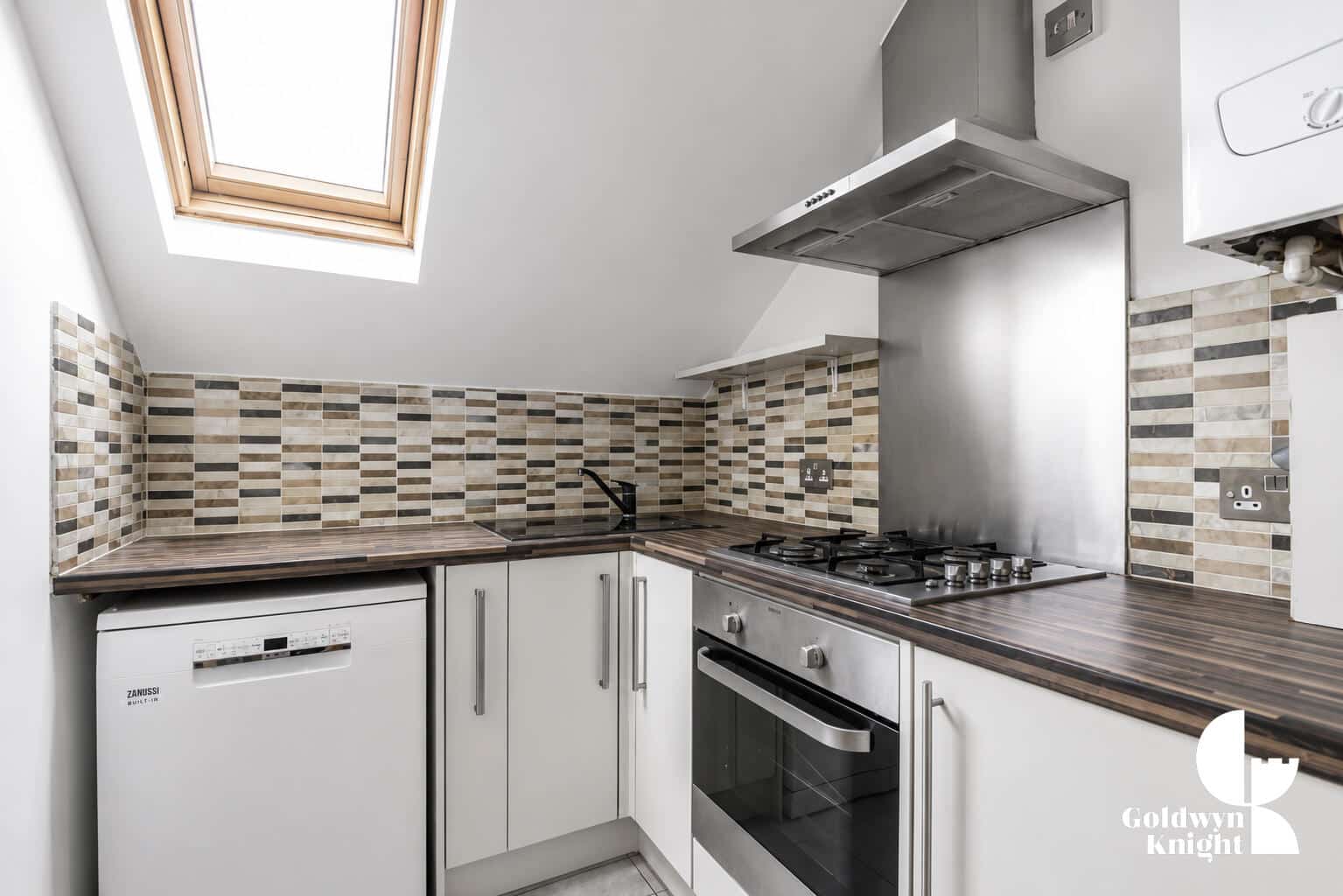 Flat Perry Hill in Greater London