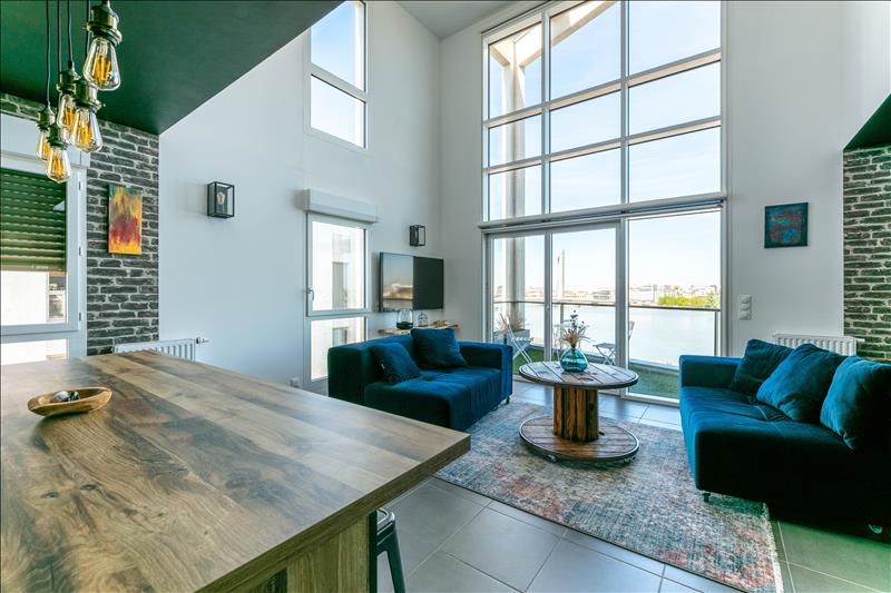 Appartement Quai de Brazza à Bordeaux
