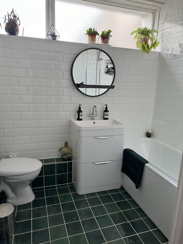 Room Westbridge Road in Greater London