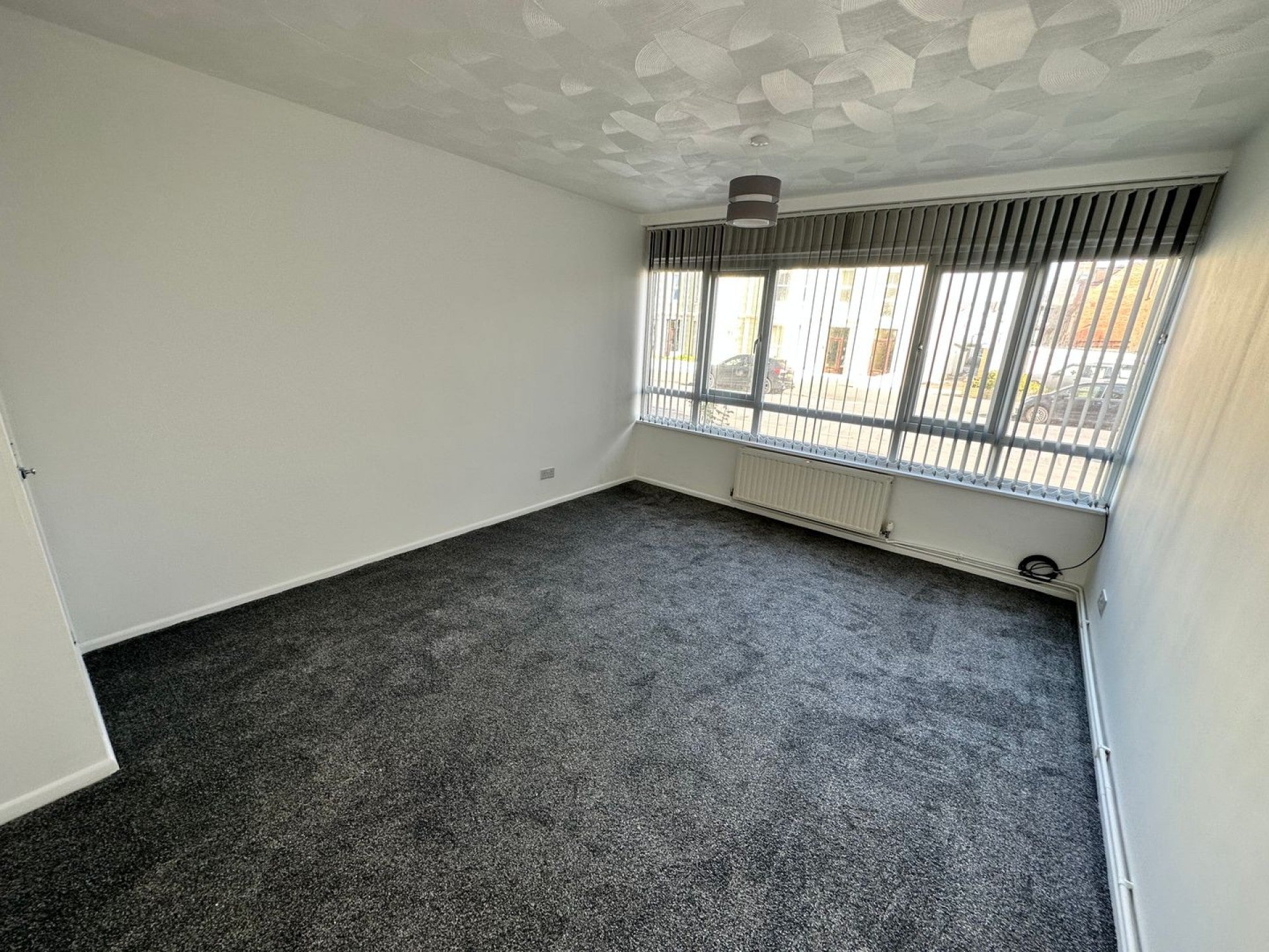 Flat Park Avenue in Rother