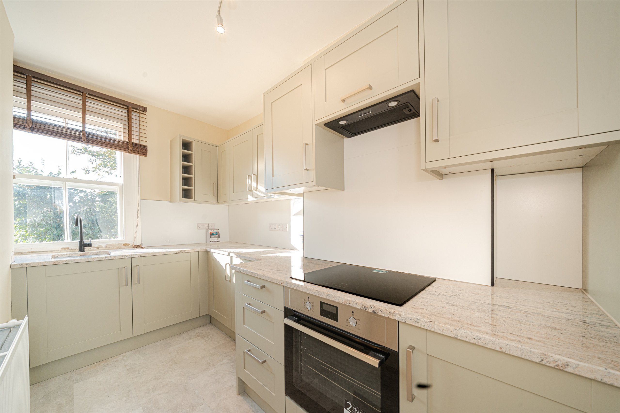 Flat Philbeach Gardens in Greater London