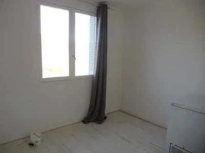 Appartement Route d'Arzeliers à Laragne-Montéglin