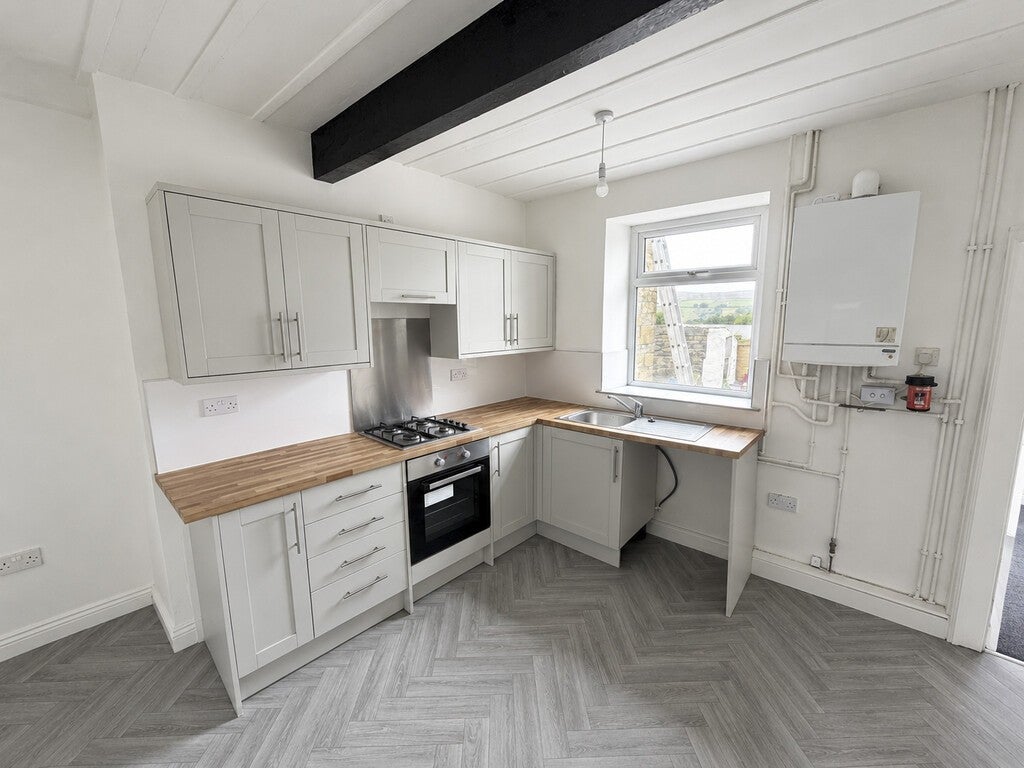 House Dean Close in Borough of Rossendale