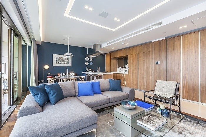 Flat Earls Way in Greater London