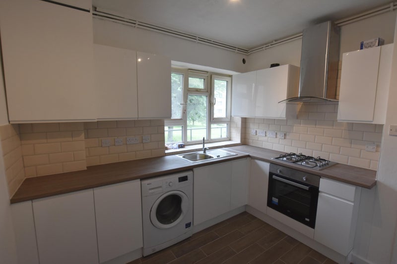 Flat Sulivan Court in Greater London