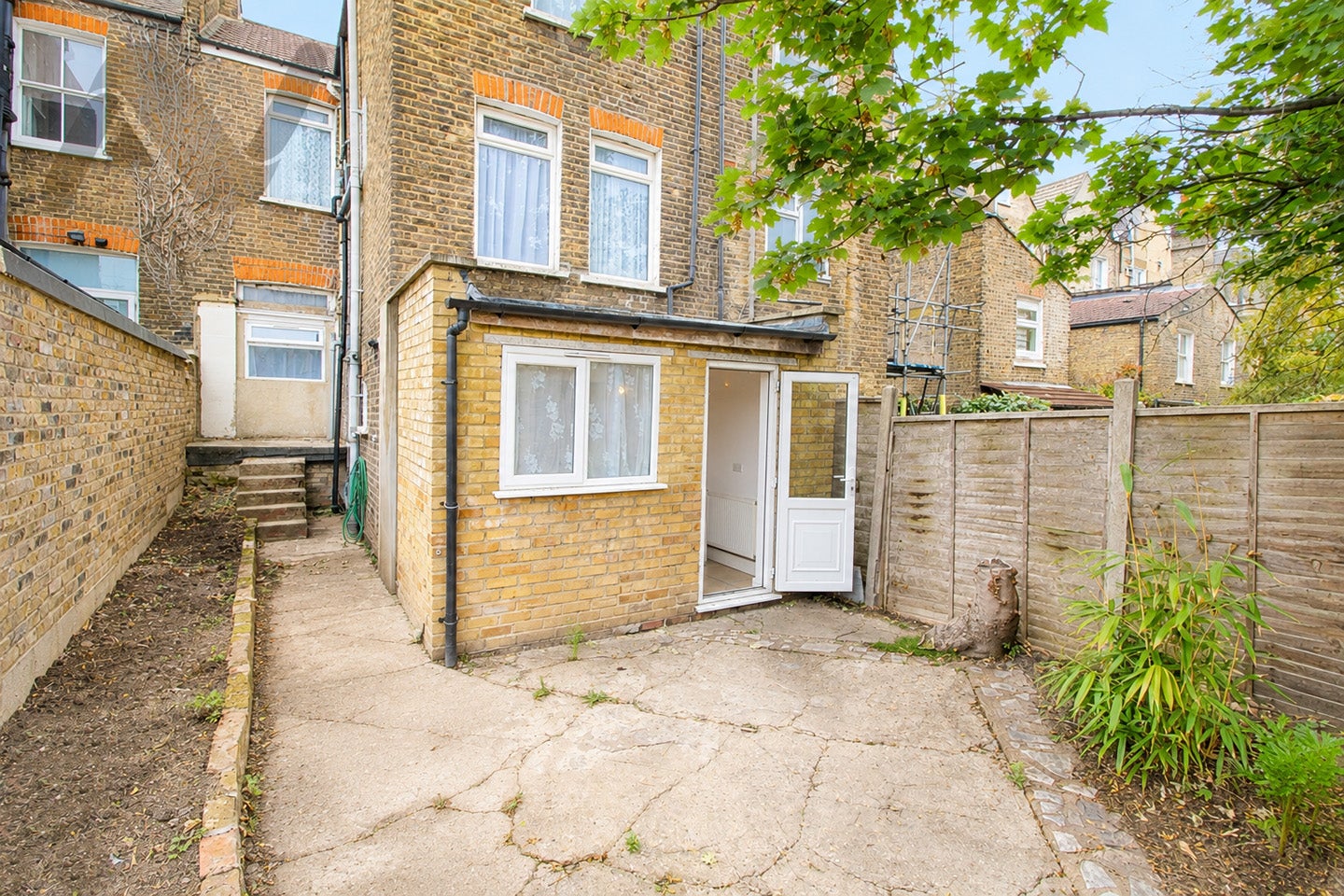 House Beatrice Road in Greater London