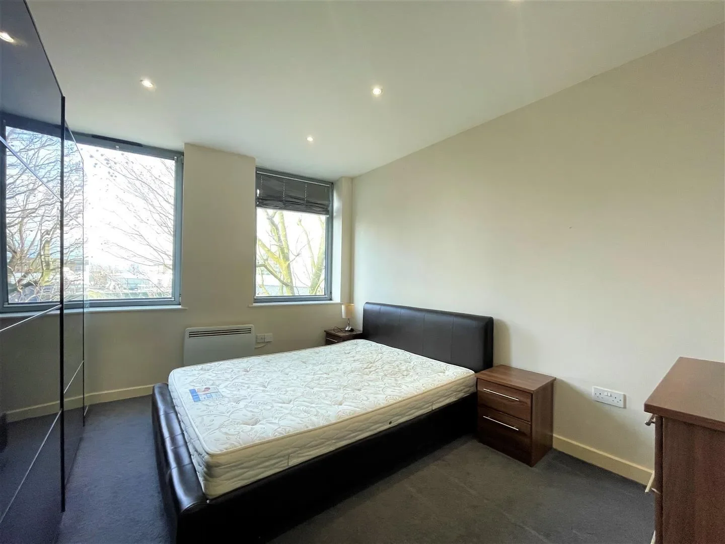 Flat Wesley Avenue in Greater London