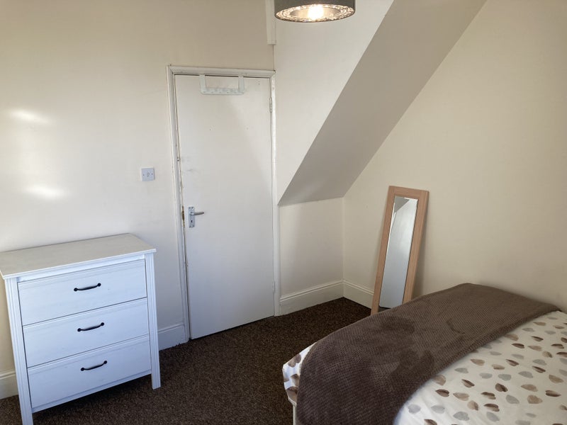 Room Bobbers Mill Road in Nottingham