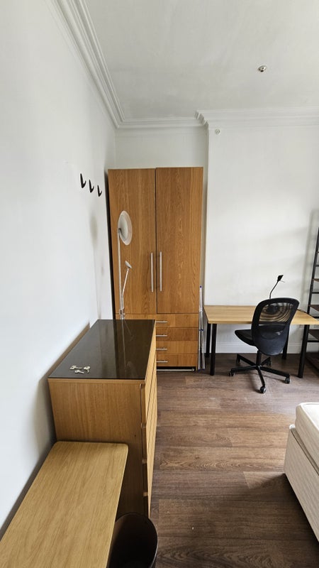 Room Roseburn Place in City of Edinburgh