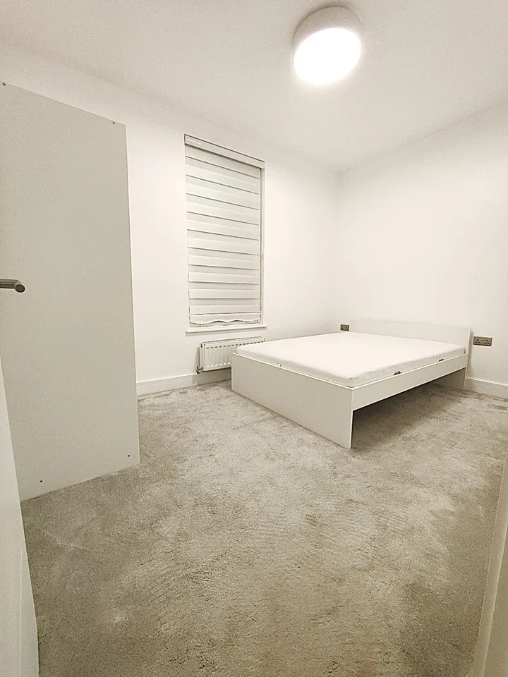 Room Lea Bridge Road in Greater London
