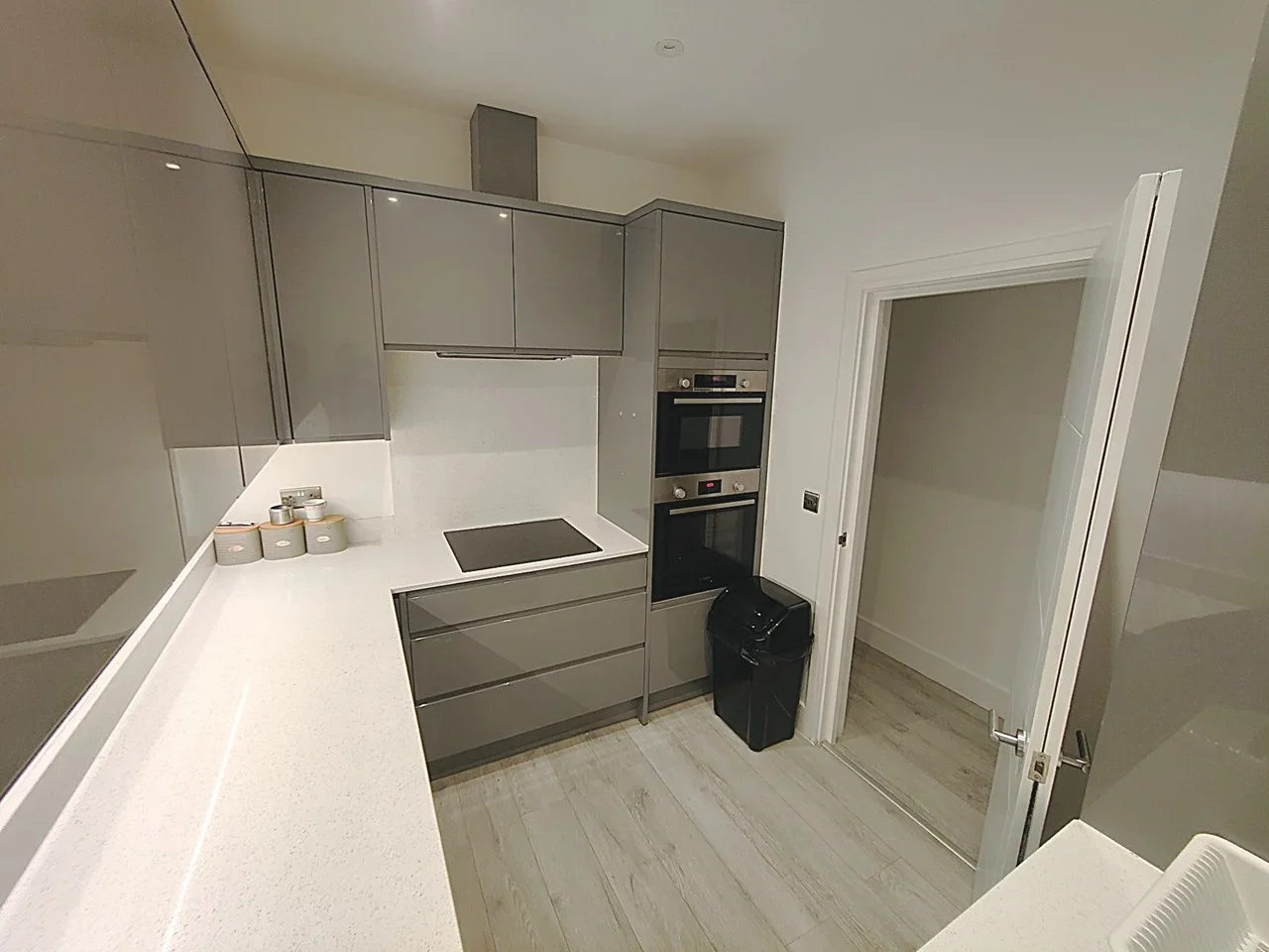 Room Lea Bridge Road in Greater London