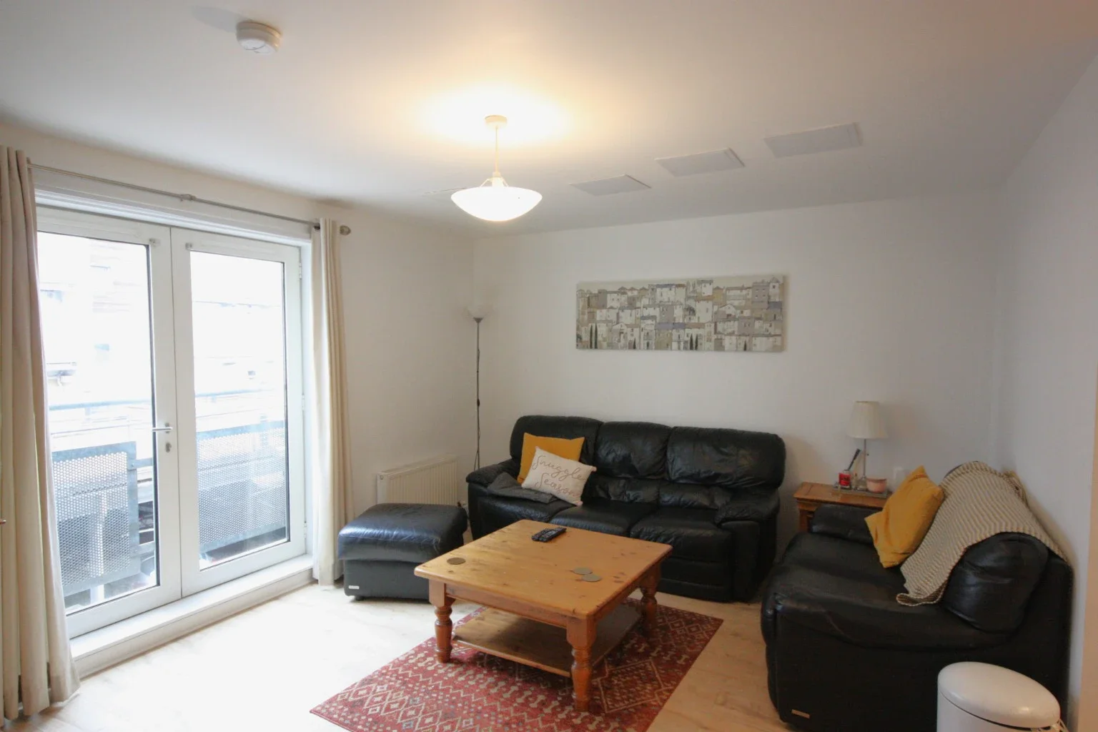Flat Dunblane Street in Glasgow