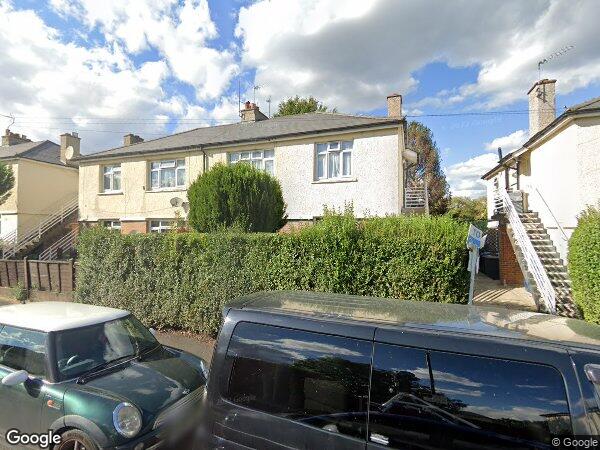 Flat Cedar Grove in Greater London