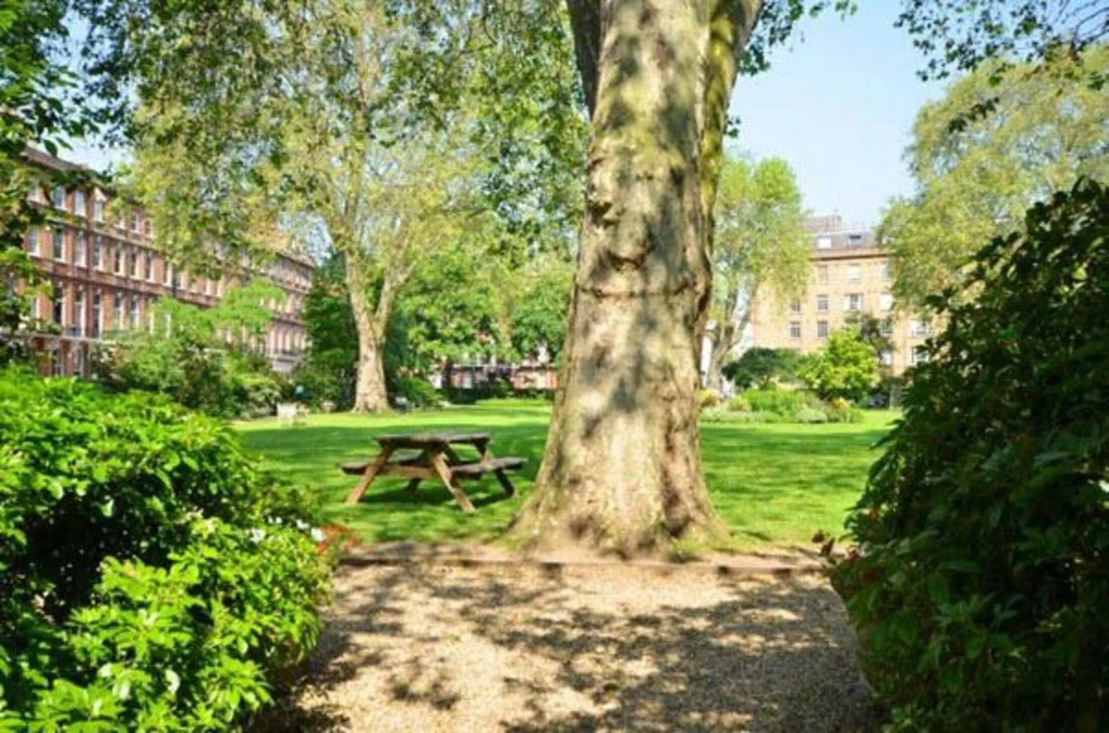 Flat Nevern Square in Greater London