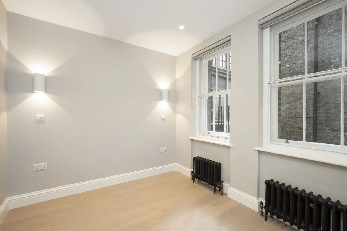 Flat Macclesfield Street in City of Westminster