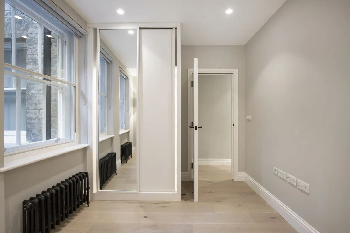 Flat Macclesfield Street in City of Westminster