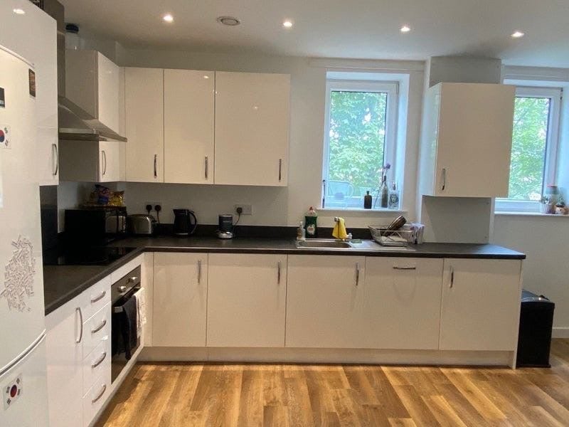 Flat The Vale in Greater London