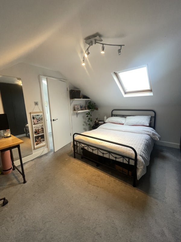 Room Cavendish Road in Greater London