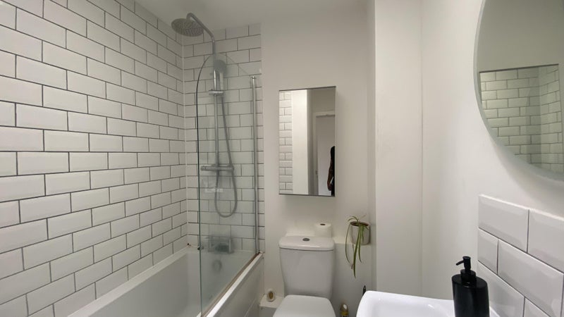 House Chowdhury Walk in Greater London