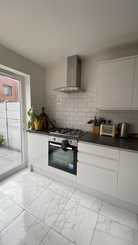 House Chowdhury Walk in Greater London