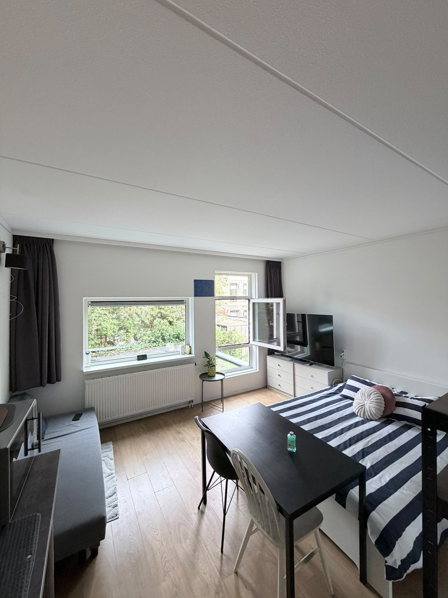 Studio te huur: van Swietenstraat 8R, Leeuwarden