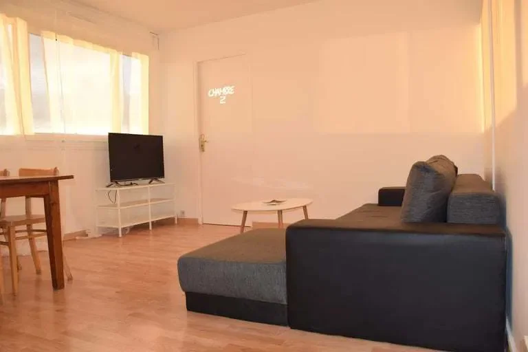 Chambre Avenue Bernard Hirsch à Cergy