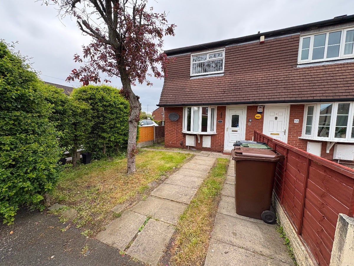 House Beech Avenue in Tameside